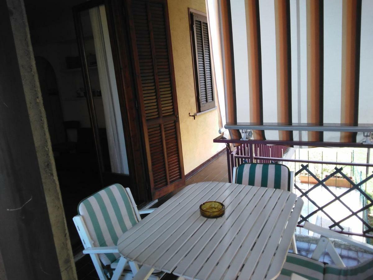 شقة La Terrazza ستريزا المظهر الخارجي الصورة
